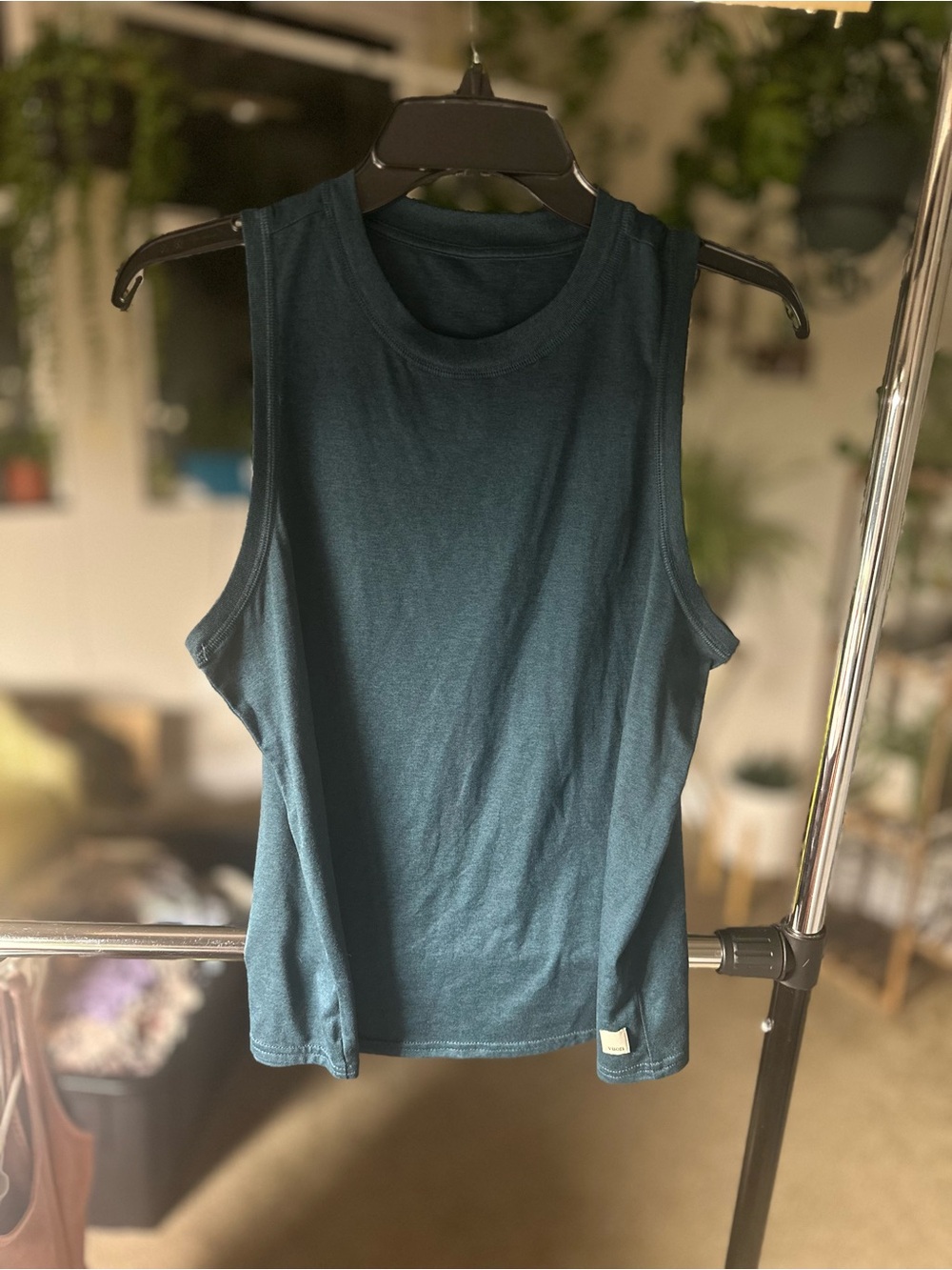 Vuori Sleeveless Crew Neck Tank Top - Teal